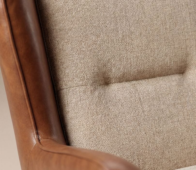 Carolina Lounge Chair (Ginger Bread)